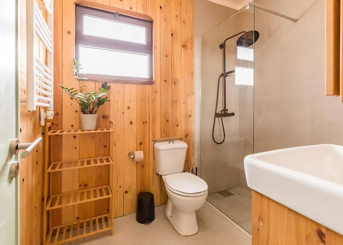 別荘 4br, Garden & Bbq, 5min To Milicias Beach, Easy Park, Casa Yucca *