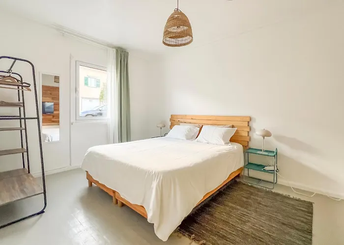 4br, Garden & Bbq, 5min To Milicias Beach, Easy Park, Casa Yucca Dom wakacyjny